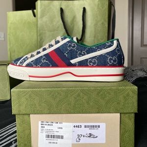 Gucci Tennis shoes comes with dust bags box Gucci bag receipt EVERYTHING size 38
